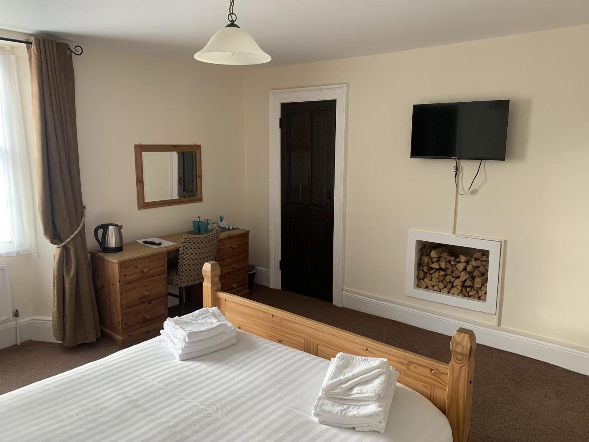 The Cromwell Arms Inn Bovey Tracey Dış mekan fotoğraf