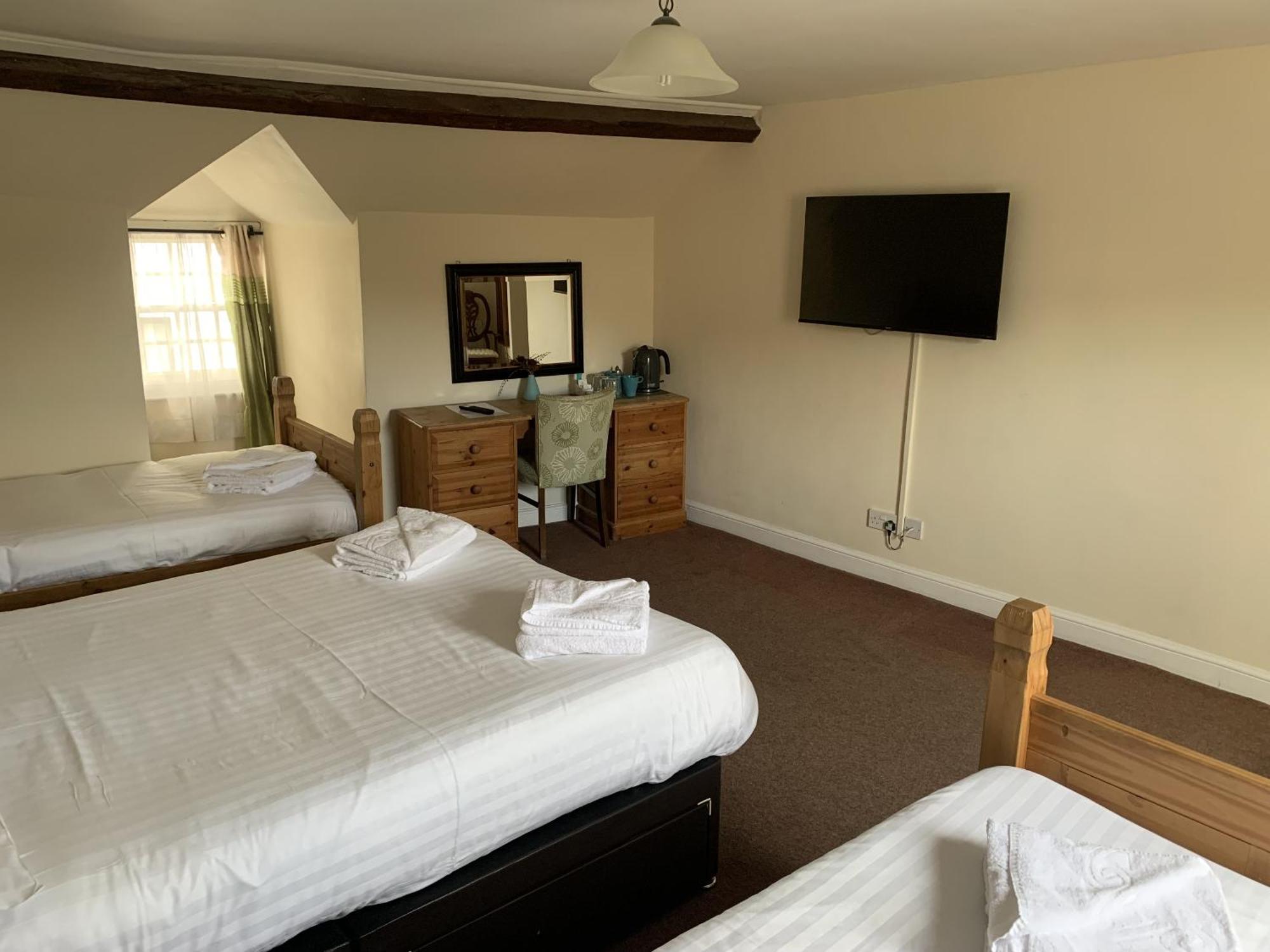 The Cromwell Arms Inn Bovey Tracey Dış mekan fotoğraf